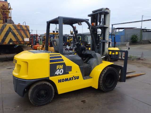Xe nâng Komatsu FH40-1 - hình 3
